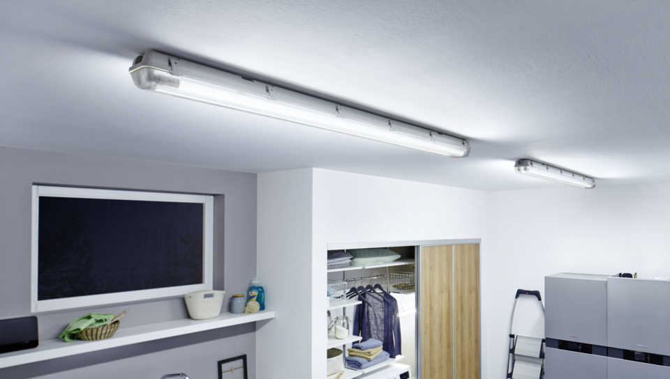 Damp-proof luminaires